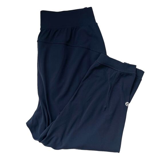 Lululemon rejuvenate crop jogger navy blue 6 - Picture 6 of 10
